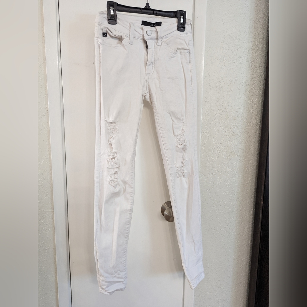 Kancan size 24 distressed skinny jeans